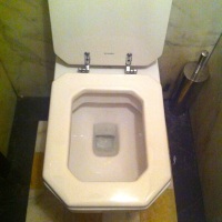Battlestar Galactica toilet in Paris